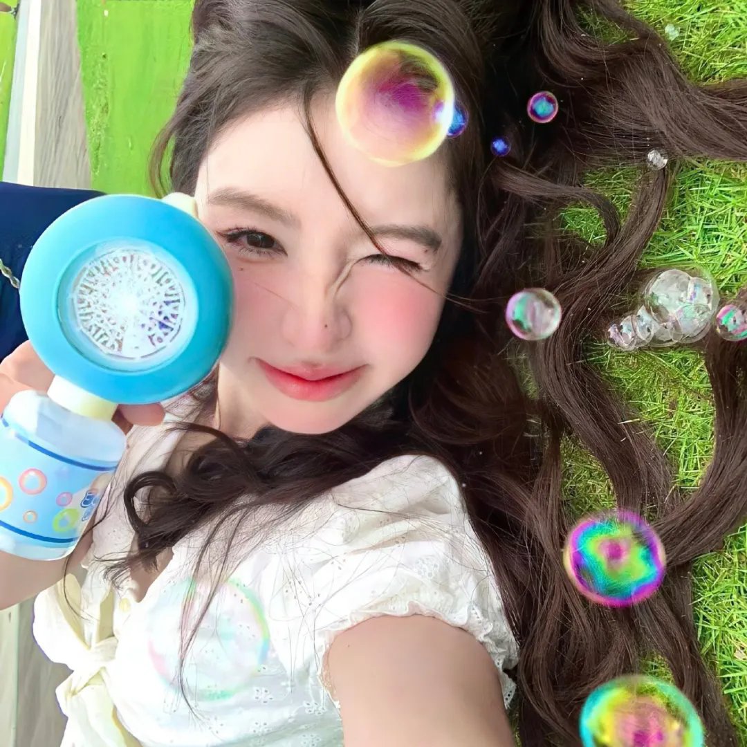 夏日午后的初缠爱恋